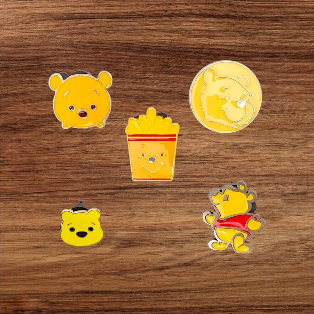 5 Winnie the Pooh Disney Parks Trading Pins, Plus 2 Bonus Pins